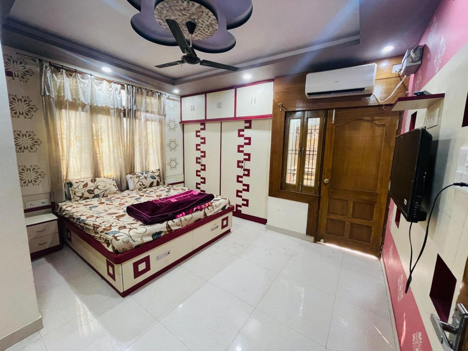 Himalaya Inn Guest House Варанаси Экстерьер фото